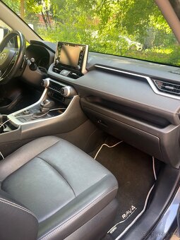 Toyota Rav4 Hybrid 2.5 - 10