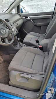 Volkswagen Touran - 10