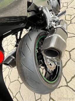 Kawasaki ZZR 1400 r.v.2018 najeto 14719km - 10