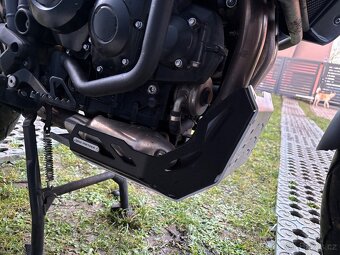 Triumph Tiger 800 xc 2013, kufry, příslušenství - 10