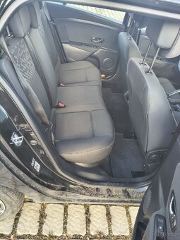 Renault Megane 3 grandtour 1.6i - 10