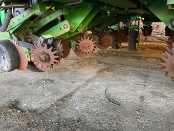 John Deere 1770NT – 12 řádků – rok 2009 - 10