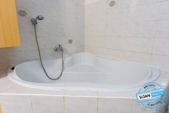 Prodej rodinného domu v obci Bochoř, ev.č. 00557 - 10