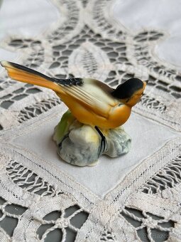 Porcelánové vintage figurky. Ptáci Capodimonte. - 10