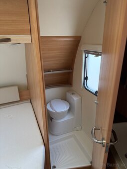 Karavan Knaus Südwind mover, solární systém - 10
