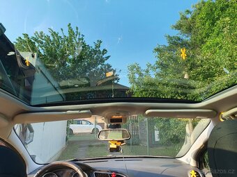 Peugeot 5008 1.6 THP 115 KW r.v. 2010 - 10