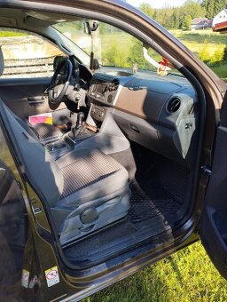 WV Amarok 2,0 TDI 4x4 top stav - 10