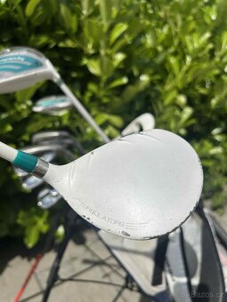 Prodám špičkový dámský golfový set značky PING GLe - 10