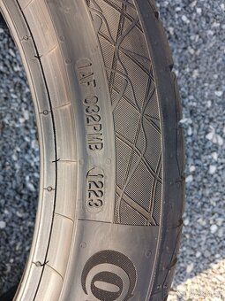 Pěkné letní pneu Continental 225/45/17 vzorek 7mm - 10