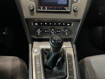 VW Passat Variant 2.0 TDI Manuál 11.2015 199 t.km. Rozvody - 10