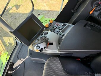Sklízecí mlátička Claas Lexion 760 TT, adaptér na výběr V770 - 10