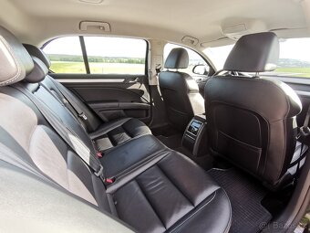 Škoda Superb 1,8 TSI 118 kW benzín - 10