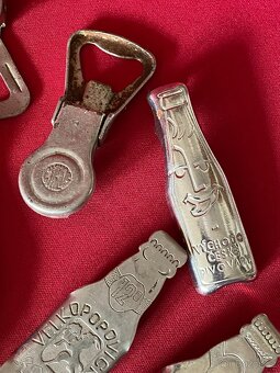 pivní tácek starý pivní tácek otvírák na pivo pivní láhev - 10