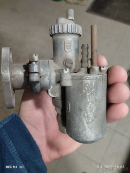 Kryt karburatoru Jawa - 10