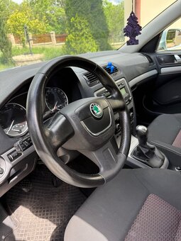 Prodám Škoda Octavia 2, 1.8Tsi, 213tis.km ma nejeto. - 10