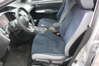 Honda Civic 1.4i, 138 tis. km, bez koroze - 10
