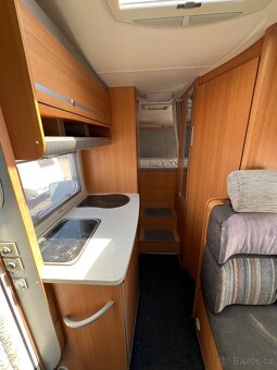 Obytné auto Renaul Knaus Sport top stav - 10