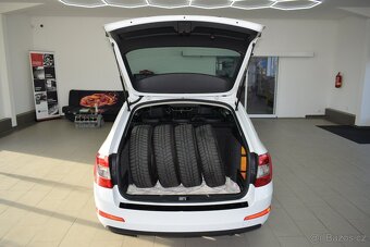 Škoda Octavia 1,6 TDI,STYLE,PANO,NAVI,Bi-xen - 10