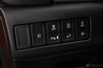 Suzuki Vitara, 1.4T 103kW 4x4 ELEGANCE,TAŽNÉ - 10