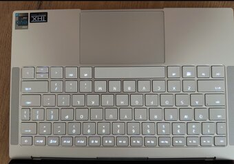 Razer Book 13 IPS - defekt podsviceni - 10