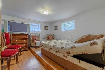 Prodej Chalupy a hospodářská usedlost s pozemky 3189 m2. - 10