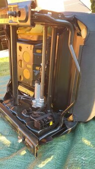 Prodám přední sedačky na s-max galaxy - 10