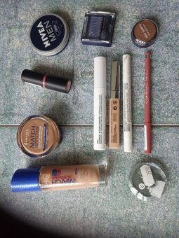 Kosmetika, potraviny, barva na vlasy - 10