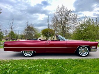 1967 Cadillac Deville Convertible - 10