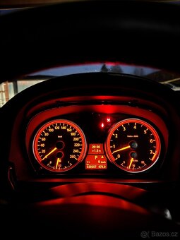 BMW e91 330i - 10