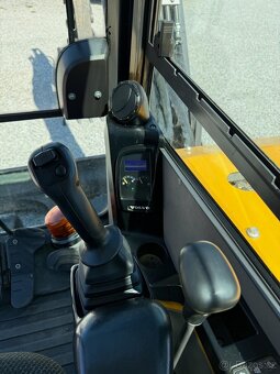 Volvo ECR88D - 10