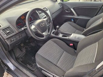 Toyota Avensis 1.6 Valvematic benzín, 2012 - 10