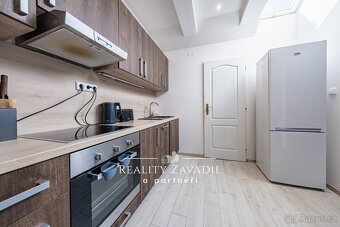 Prodej komerčních prostor s ubytováním, 350 m2 - Hovorčovice - 10