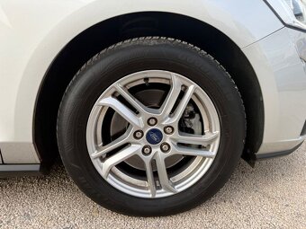 Ford Focus Turnier EcoBlue Cool&Connect rok 03/2019 - 10