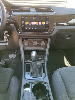 Volkswagen Touran COMFORTLINE, 2.0L TDI 110 KW - 10