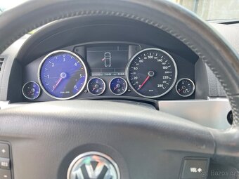 VW Touareg 3.0 V6 TDi, 4x4, automat - 10