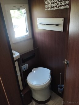 Obytný automobil Fiat Ducato polointegrovaný - 10