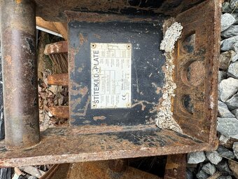 Minibagr Bobcat E19 - 10
