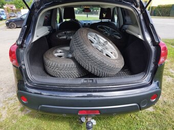 Nissan Qashqai 2.0 DCi 4x4 nová cena - 10