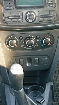 Dacia Sandero II..0.999 54 KW - 10