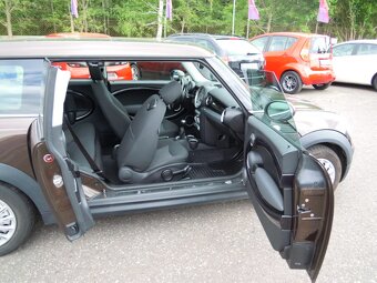 Mini One Clubman 1.4i 70kw (95hp) r.v.4/2009 - 10