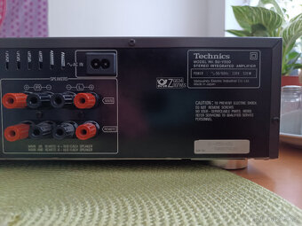 zesilovač Technics SU-V550 - 10