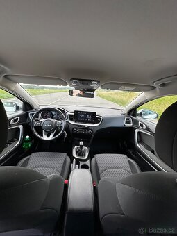 Prodám Kia Ceed SW 1.0 T-GDI ve výbavě Spin 5 let záruka - 10