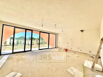 Prodej vily 237 m², Durrës, Albánie, ev.č. 19026JV - 10