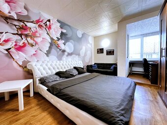 Prodej rodinného domu 213 m² s pozemkem 645 m² - 10