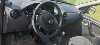 Dacia Duster 1.6 16 v 77 kW 4x4 - 10