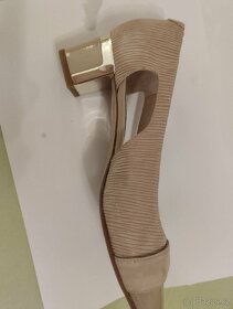 Nove elegantní kožene lodičky vel.37,5. Dona Laura Venezia - 10