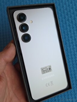 Samsung Galaxy S25 Silvershadow 128GB ZÁNOVNÍ - 10