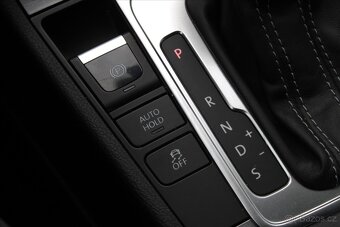 Volkswagen Passat 2.0 TDI 103kW DSG WEBASTO (2014) - 10