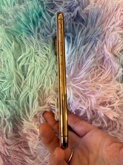 Apple IPhone XS, 64GB zlatý - 10