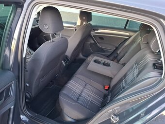 GOLF VII 1.4TSi 92 KW DSG, r.16, po SERVISE, VELMI PĚKNÝ - 10